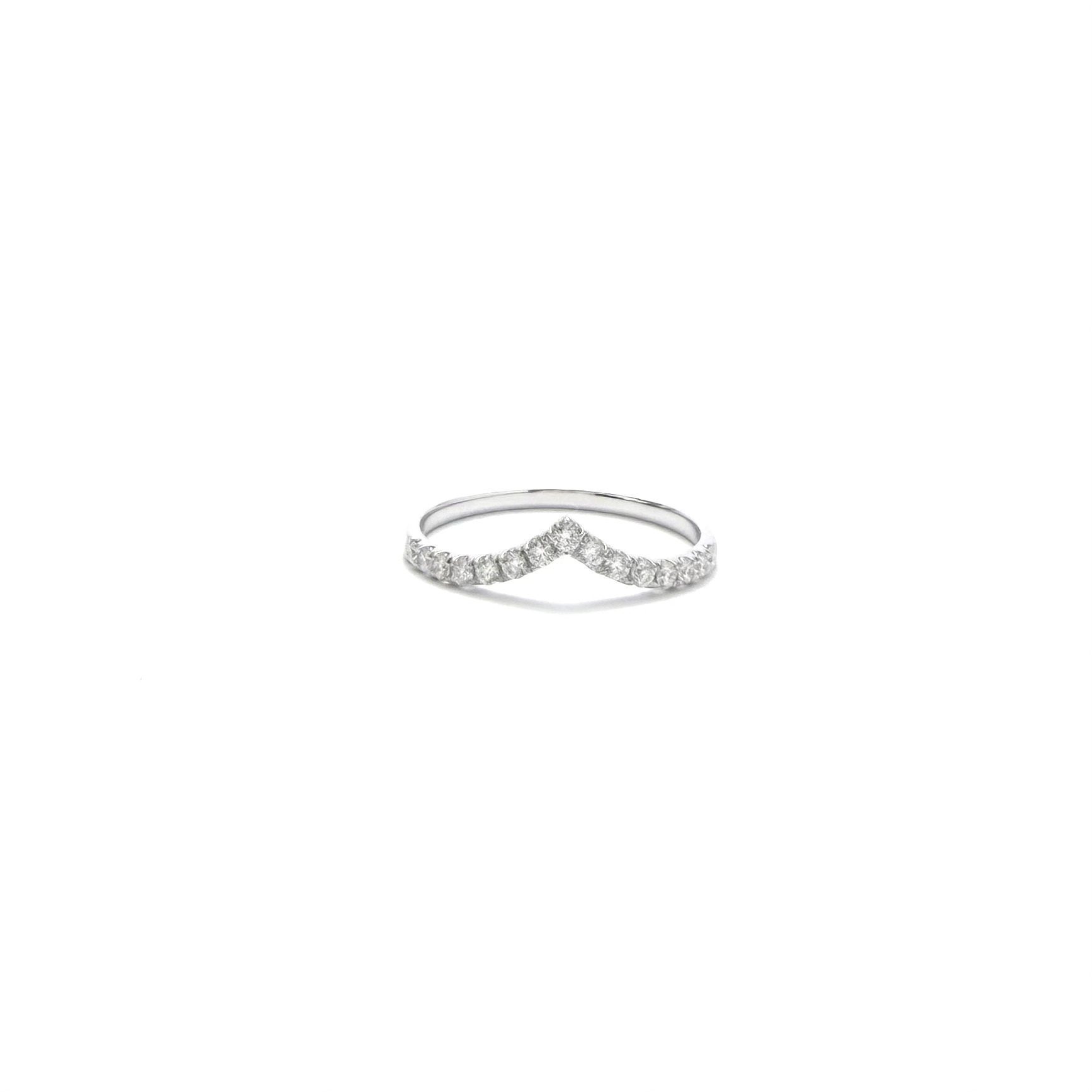 18K White Gold Diamond Band