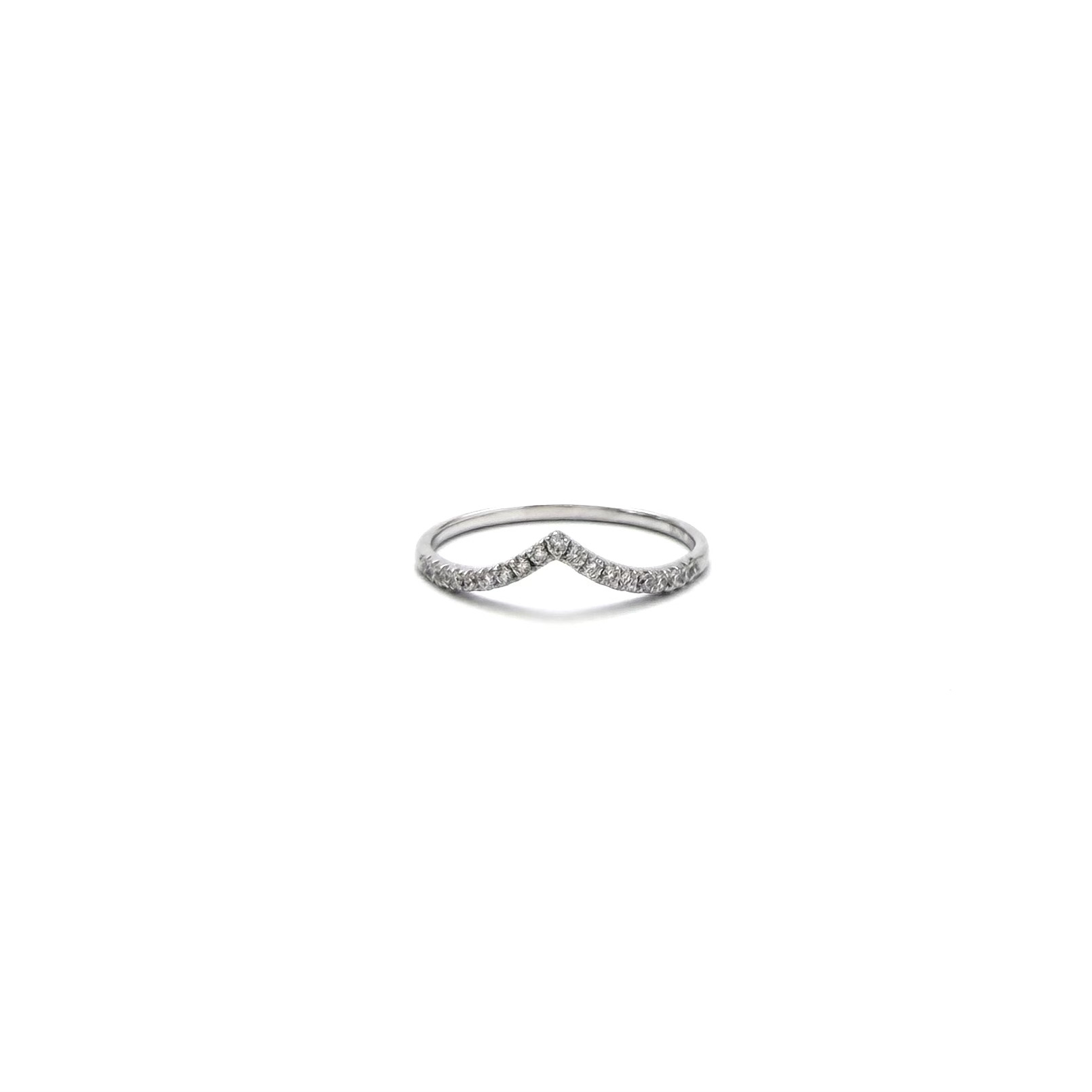 18K White Gold Diamond Band